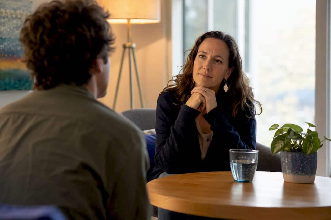 Client Speaking With Integration Therapist